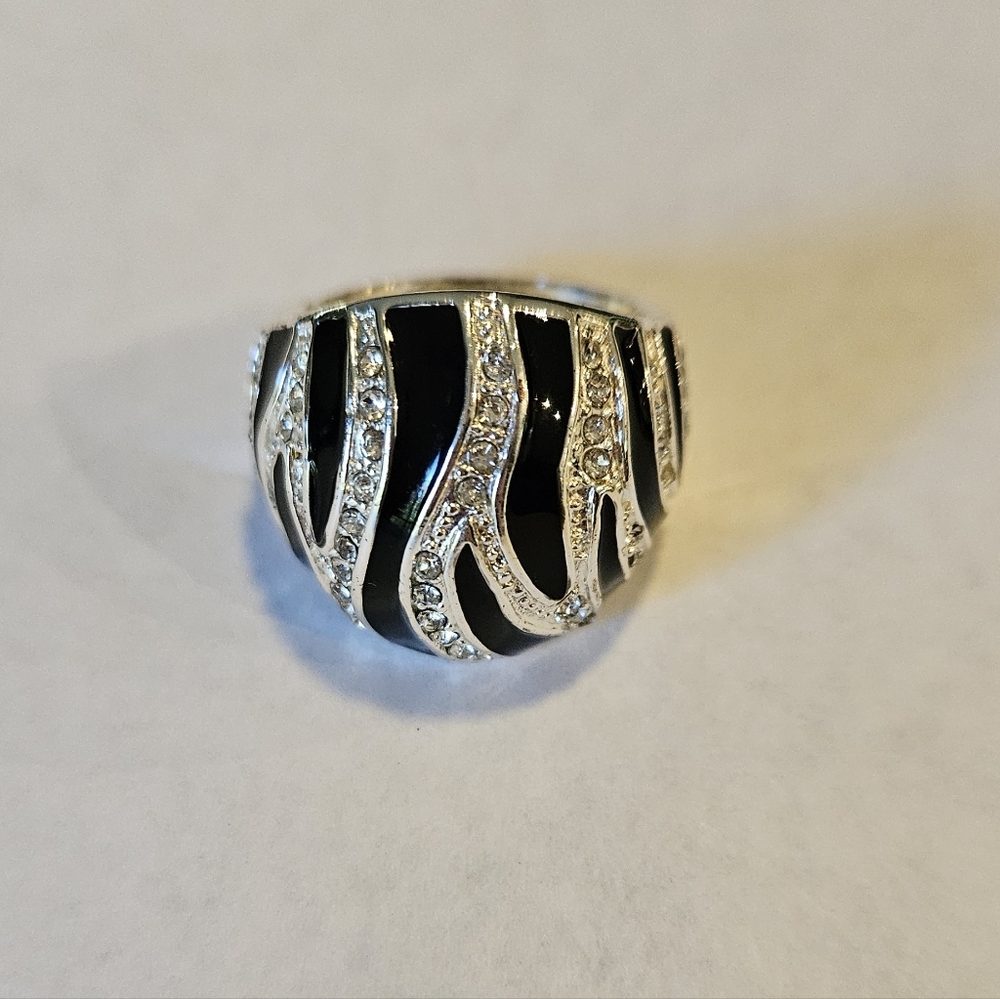 Zebra Stripe Dome Ring Size 7.5 7 1/2 Clear CZs Black Enamel Animal Print